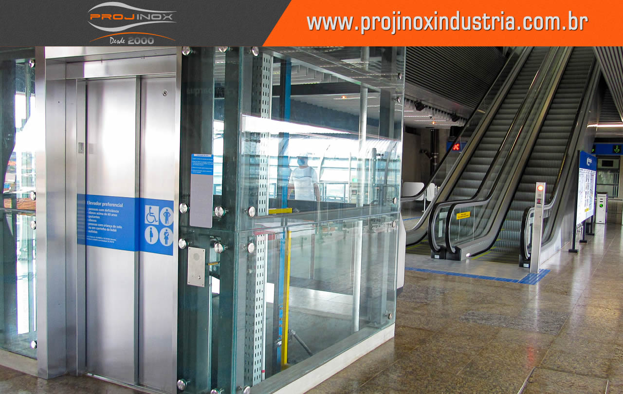 Fechamento em vidro para elevador panorâmico
