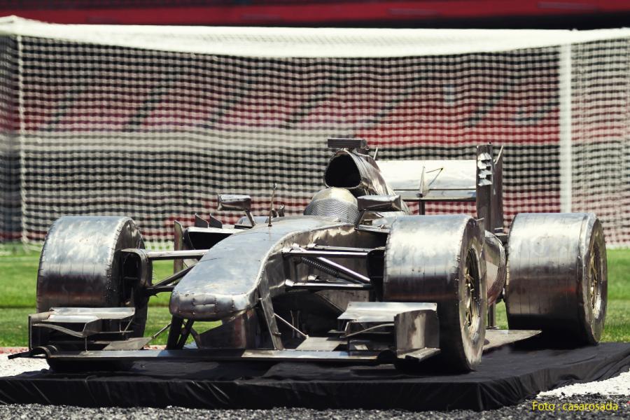 Obra do artista Ze Vasconcellos